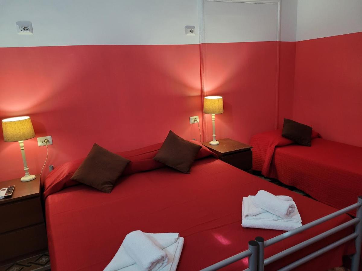 Relax On 247 Hostel Rome Exterior photo