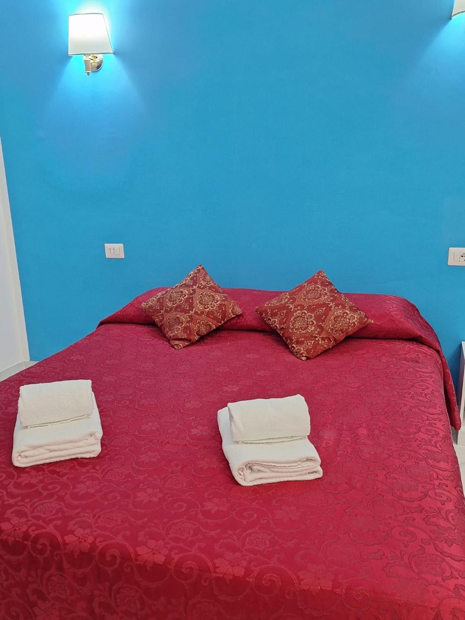 Relax On 247 Hostel Rome Exterior photo